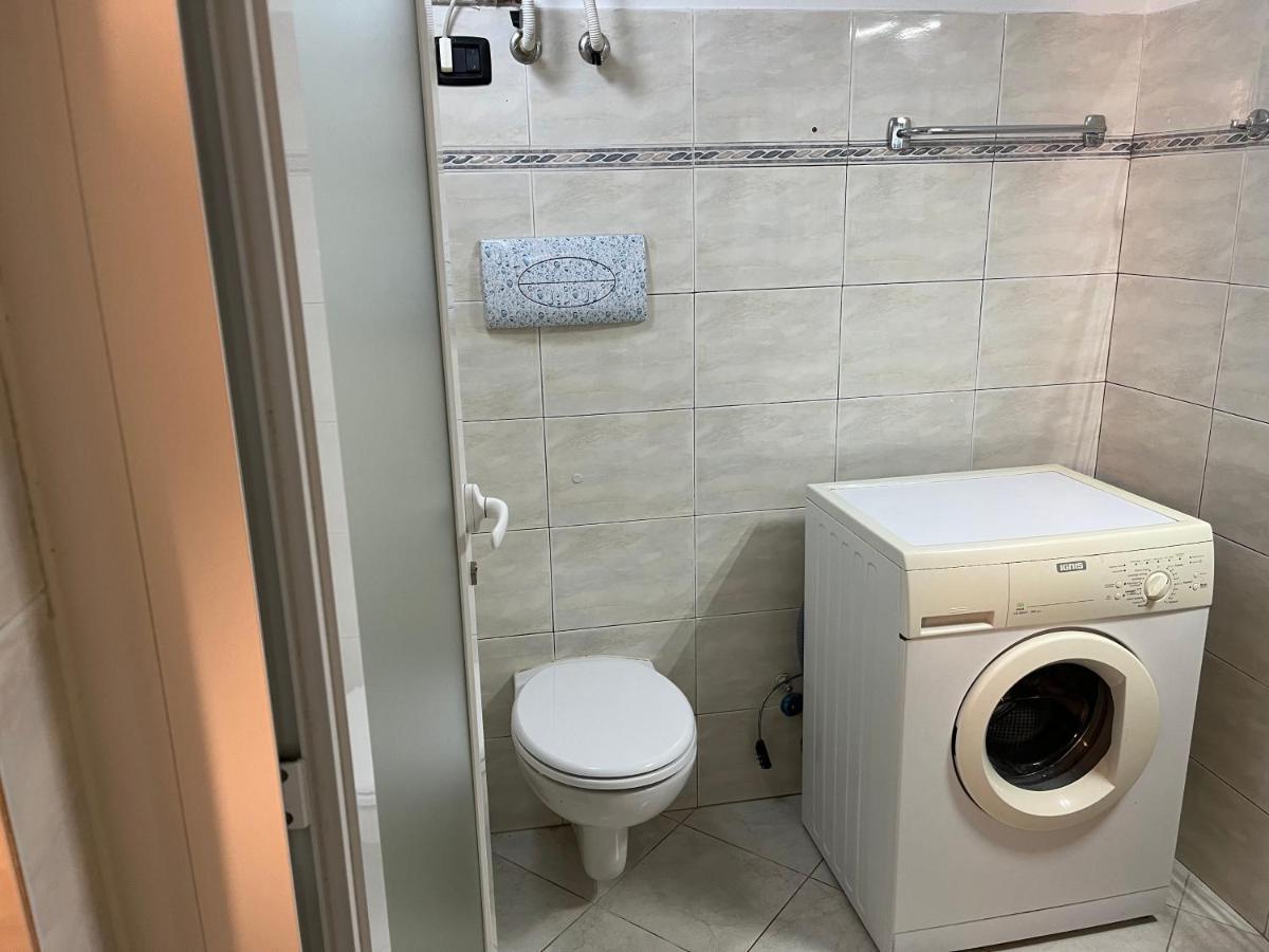 Apartment Center *